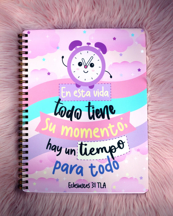 Diario Devocional para Niñas - Mariposas (Eclesiastés 3:1)